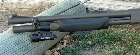 Remington 870 Magpul Forend With Light