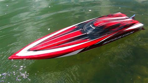 remote control boat traxxas