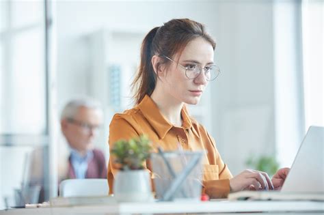 remote work junior data analyst