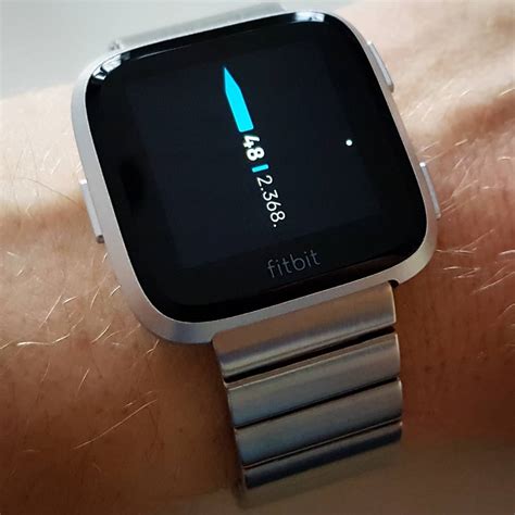 Remove Clock Face Fitbit Versa 2