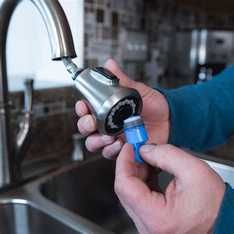 Remove Kitchen Faucet With Sprayer