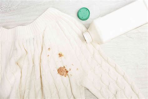 giellc.shop:removing old rust stains from fabric