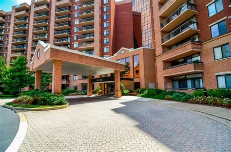 Renaissance Condo Falls Church