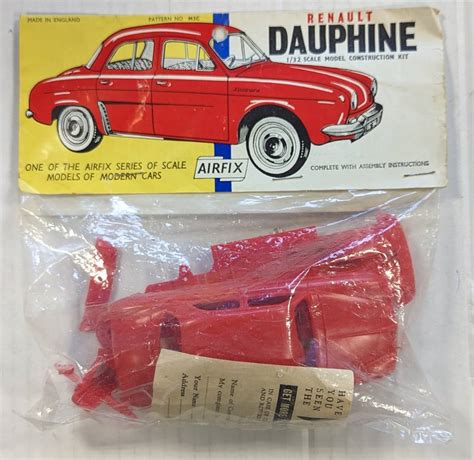 Renault Dauphine Model Kit
