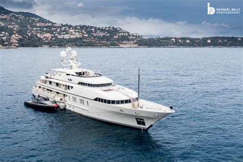 rene benko yacht