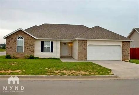 Rent Monett Mo