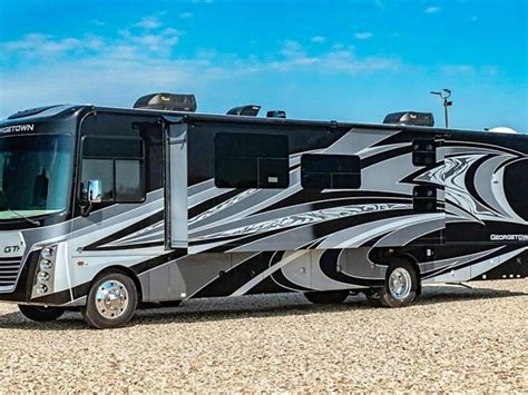 Rent Yates Georgetown