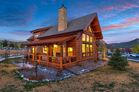 Rental Homes Near Rocky Mountain National Park