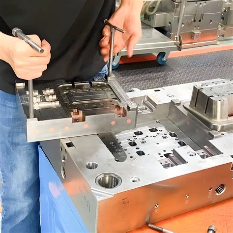 repairing injection mold