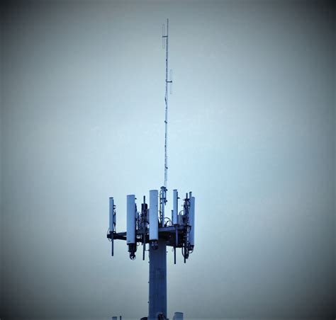Repeater With Antenna