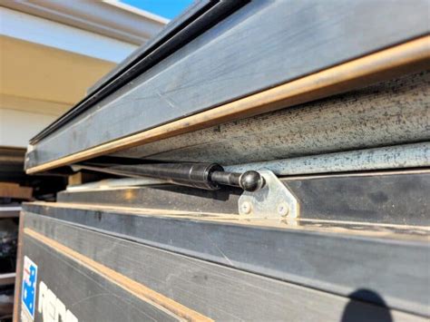 Replace Gas Struts Pop Top Caravan