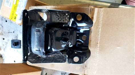 Replace Motor Mounts Chevy Silverado