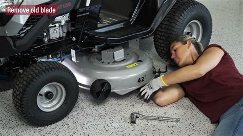Replace Murray Lawn Mower Blade