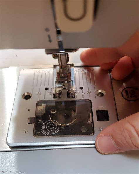 Replace Needle Plate Singer