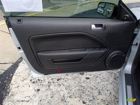 replacement door panels 2006 mustang gt