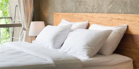 Replacing Bed Pillows
