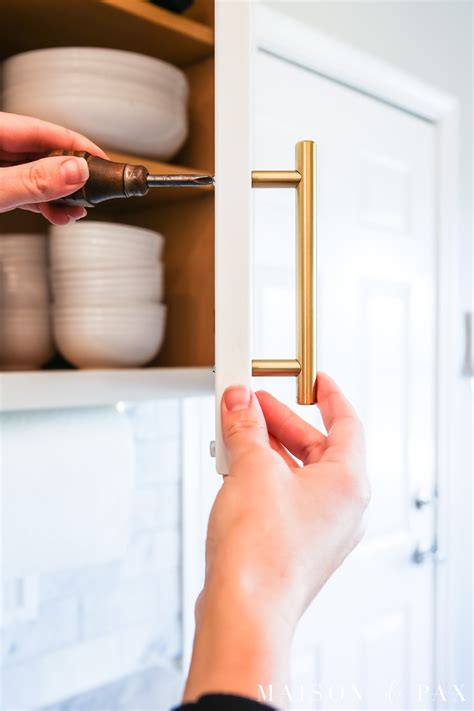 Replacing Hardware On Cabinets