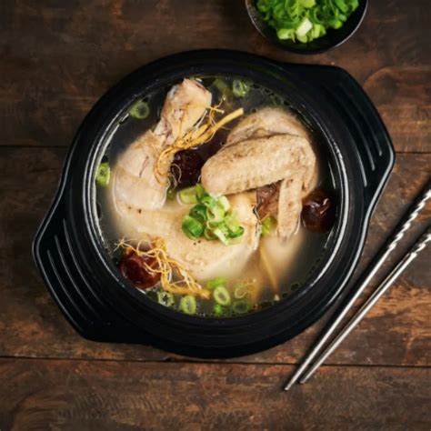 Sup Ayam Instan / Resep Samgyetang Ala William Wongso Sup Ayam Ginseng Khas Korea Halaman All