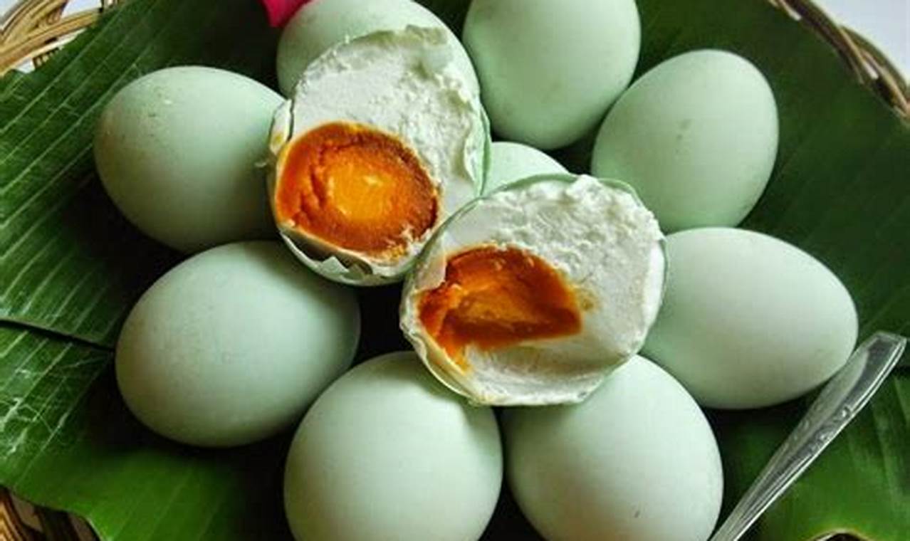 Resep Telur Asin Terbaik: Rahasia Cita Rasa Gurih dan Tekstur Kenyal