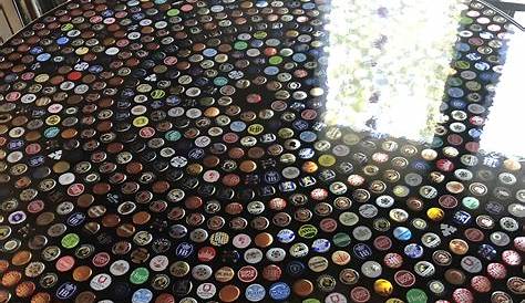 Table capsules et résine en 2020 Capsule de biere, Idée