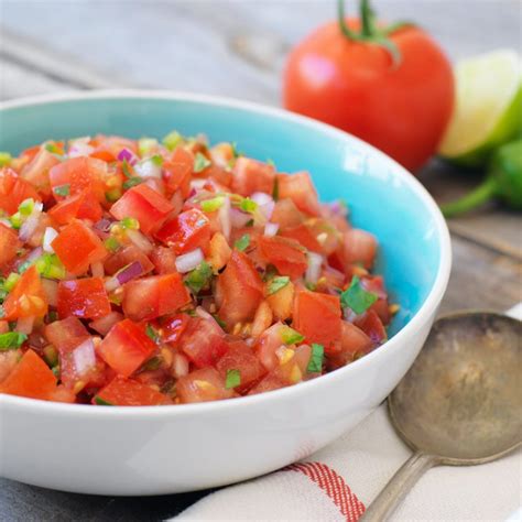 FRESH TOMATO SALSA GARLIC MATTERS