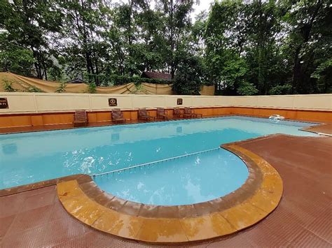 resort in palghar with swimming pool