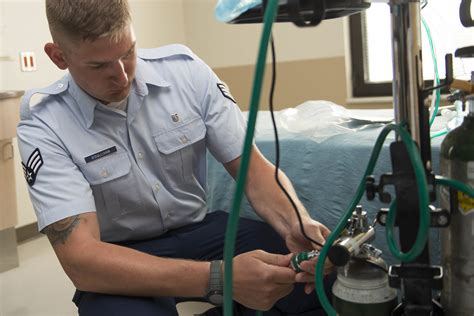 respiratory therapist air force
