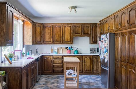 Restaining Oak Kitchen Cabinets