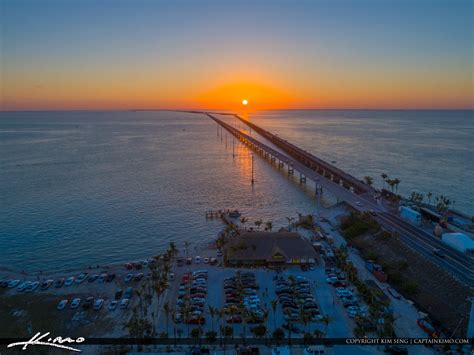 restaurant near 7 mile bridge florida keys