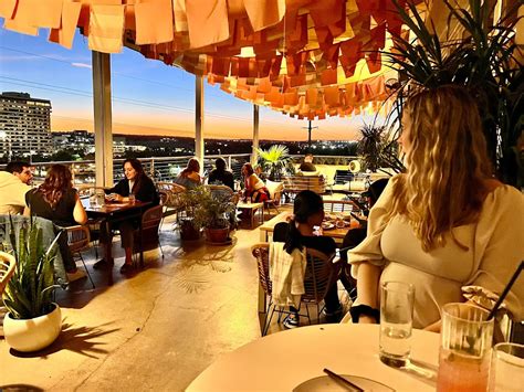 Restaurants Austin Rooftop