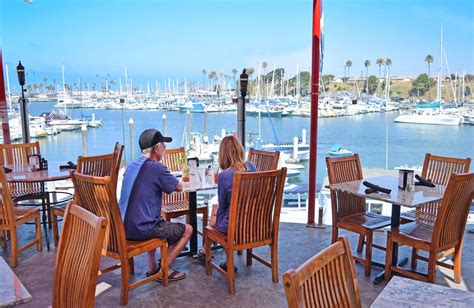 restaurants in oceanside ca harbor