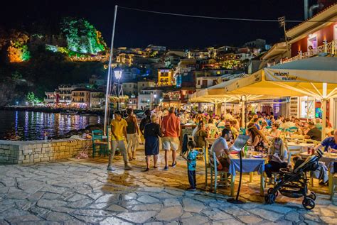 restaurants in parga greece