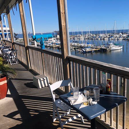 Discover the Ultimate Dining Experience: Top Restaurants in Long Beach, MS