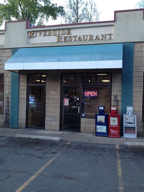 restaurants near bristol ct