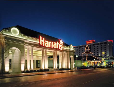 restaurants near harrah's casino