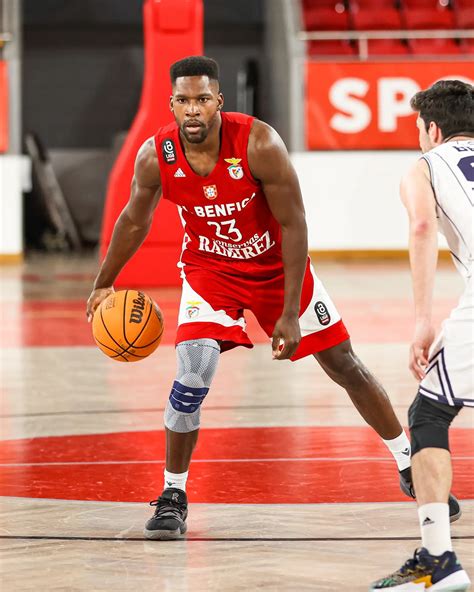 resultado basquetebol benfica hoje