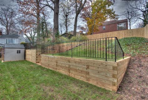 Retaining Wall Ideas With Fence