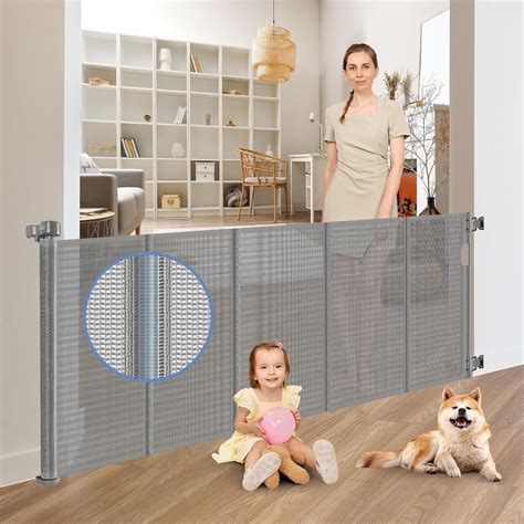 Retractable Dog Gate Target