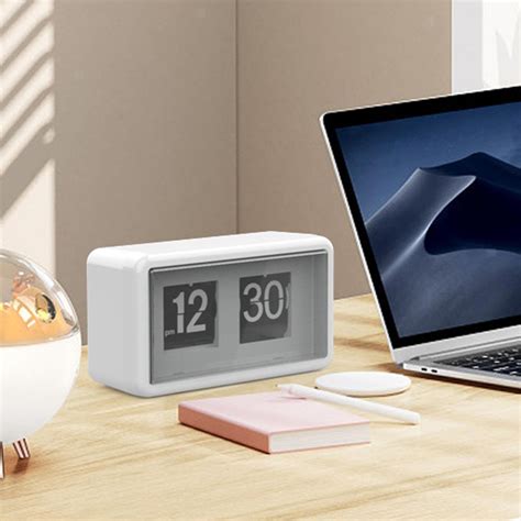 Retro Flip Clock Macbook