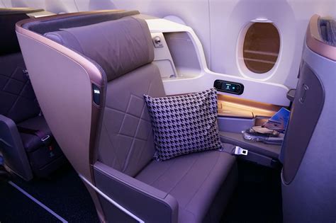 review of singapore airlines business class