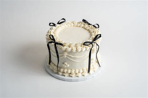 Ribbon Bow For Cake