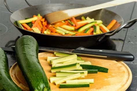 ricetta carote e zucchine in padella