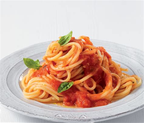 ricetta spaghetti al pomodoro