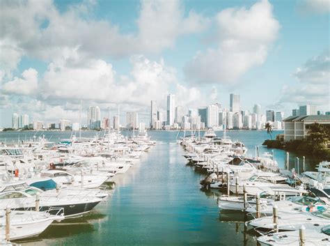 Rickenbacker Marina: Discover Scenic Waterfront Living