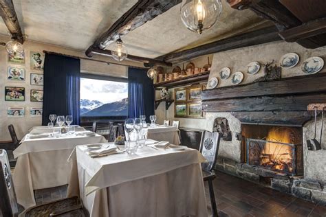 Il ristorante Rifugio Croz dell'Altissimo Dolomiti di Brenta Molveno
