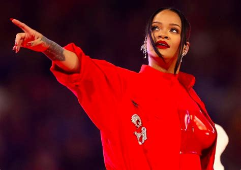 rihanna super bowl 2020 special effects