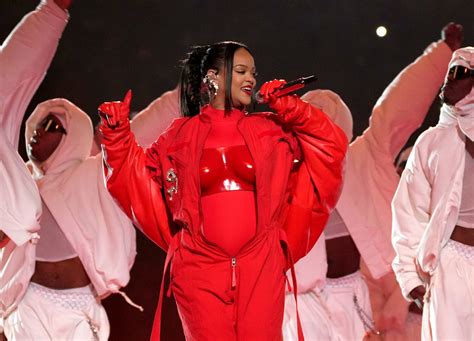 rihanna super bowl performance replay