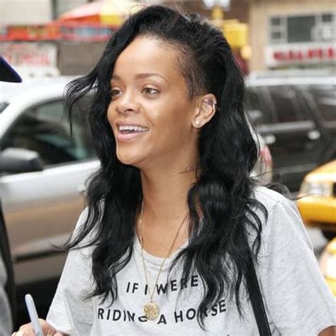 rihanna without makeup and weave