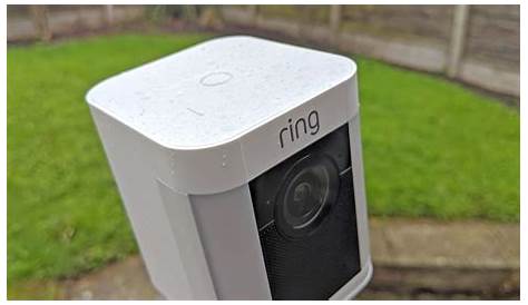 Review Ring Spotlight Cam Battery camera met