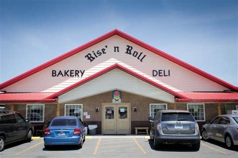 Rise'n Roll bakery is opening a franchise location in Greenwood
